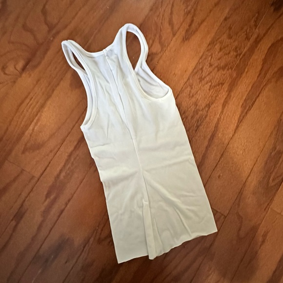 YZY MOWALOLA WET TANK - Picture 7 of 13